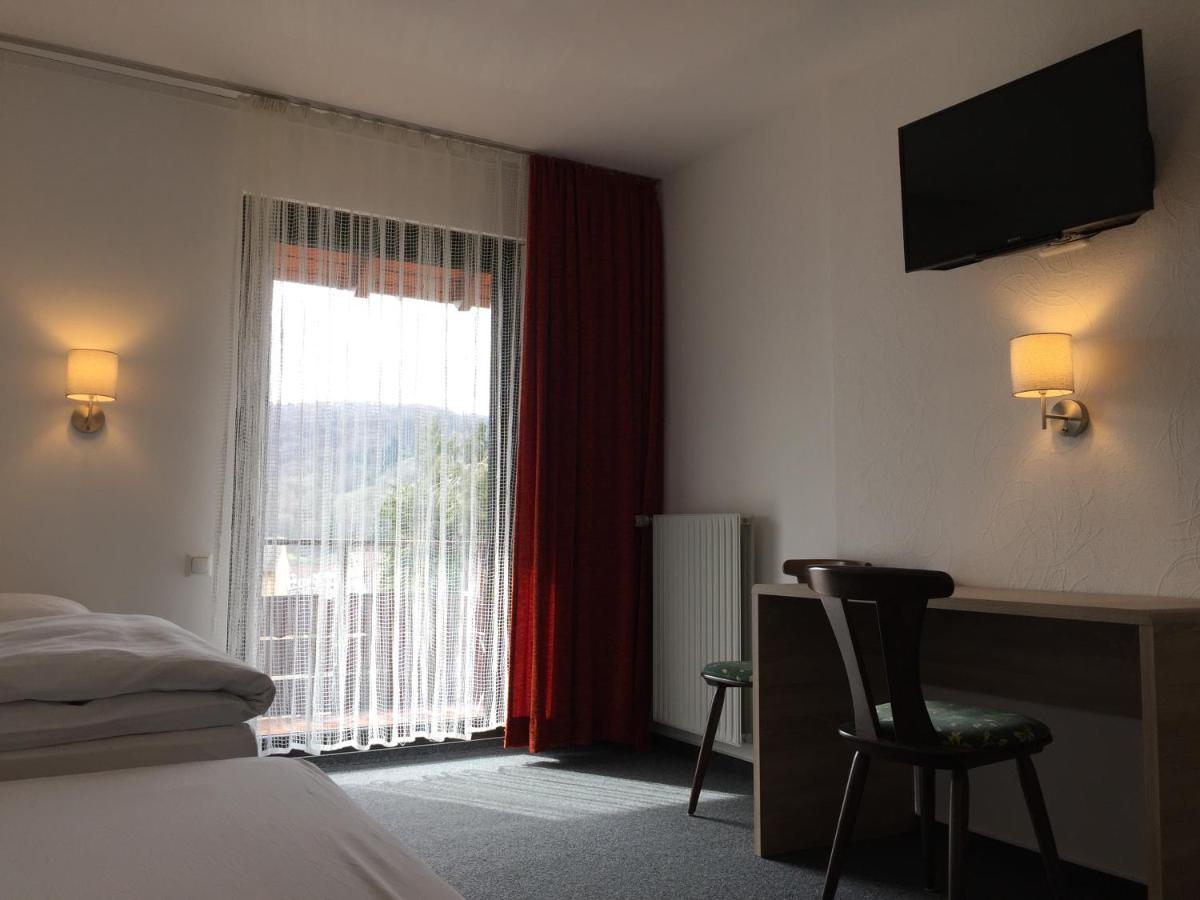 Gaestehaus Faessle Weinstadt Bagian luar foto